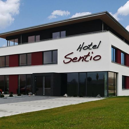 Hotel Sentio Vöhringen Dış mekan fotoğraf